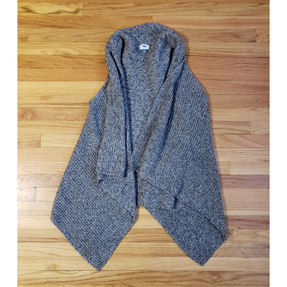 Grey knit vest